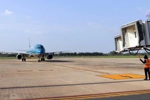 Cảng Hàng không Quốc tế Cần Thơ là sân bay dùng chung cho các tỉnh ở ĐBSCL. Ảnh: CHÂU ANH
