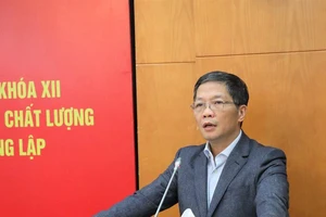 Cần tiếp tục giảm người hưởng lương từ ngân sách 