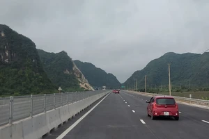 Tin vui về kết quả thí điểm dùng cát biển làm nền đường cao tốc 