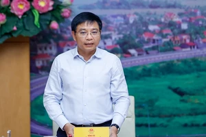 Bộ trưởng Bộ GTVT thông tin về việc nghi sử dụng cát biển làm lúa chết