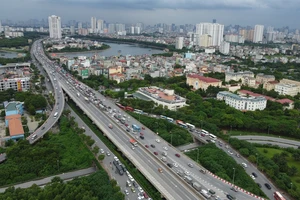 Nên đầu tư tuyến mới thay vì mở rộng cao tốc Pháp Vân - Cầu Giẽ?