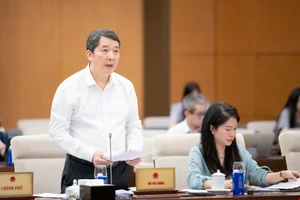 Sửa Luật Quản lý thuế: Đề xuất thưởng cán bộ thuế nếu thu vượt chỉ tiêu