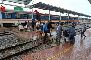 Đường sắt tiếp tục huỷ nhiều chuyến tàu Bắc - Nam