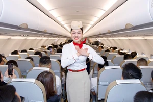 Sun PhuQuoc Airways chính thức gia nhập bầu trời với ba chuyến bay đáp xuống Phú Quốc sáng 1-11