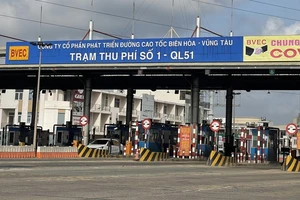 Vì sao gần 3 năm vẫn chưa tháo dỡ được trạm thu phí trên quốc lộ 51 ?