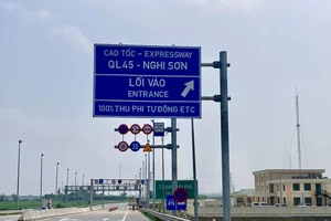 Ngày đầu thu phí 5 dự án cao tốc Bắc - Nam: Hơn 10.000 giao dịch, phát sinh lỗi được xử lý kịp thời