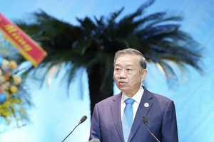Tổng Bí thư, Chủ tịch nước: Công đoàn phải đổi mới nhanh hơn, sâu hơn và thực chất hơn