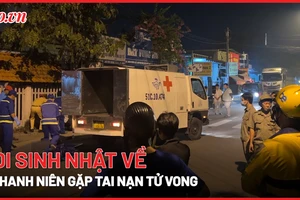 Video: Đang đi sinh nhật về, thanh niên lao xe lên vỉa hè tử vong