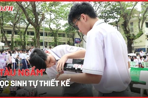 Độc đáo mô hình tàu ngầm tự thiết kế của HS trường THPT Hùng Vương, TP.HCM