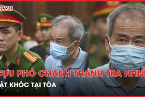 Cựu phó chánh thanh tra NHNN bật khóc tại tòa