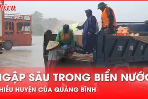 Khẩn trương ứng cứu các huyện ngập sâu của Quảng Bình