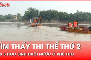 Video: Tìm thấy thi thể thứ 2 tại hạ lưu trong vụ 5 học sinh đuối nước ở Phú Thọ