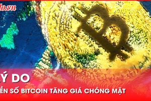Vàng 'xập xình' trong khi tiền số bitcoin tăng chóng mặt, vì đâu?