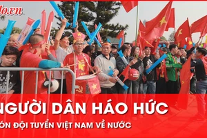 Không khí tại sân bay trước giờ đón các ‘chiến binh sao vàng’ đội tuyển Việt Nam