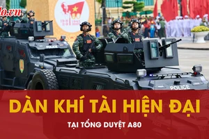 Phấn khích với dàn khí tài hiện đại của Quân đội Nhân dân Việt Nam trong buổi tổng duyệt A80