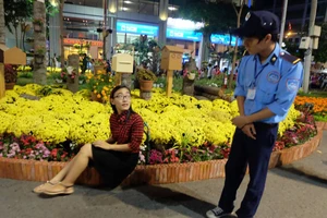 Bảy ngày thức cùng Đường hoa Hàm Nghi