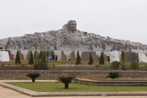 Lấy đâu hơn 411 tỷ đồng để xây tượng đài Mẹ Việt Nam anh hùng?