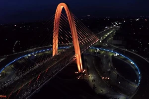 Hình ảnh tuyệt đẹp của cây cầu vượt 3 tầng vừa khánh thành tại Đà Nẵng 