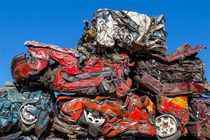 230 chiếc ôtô bị phá hủy trong 'Fast and Furious 7' đi về đâu?