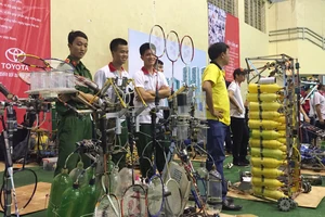 Khởi động vòng chung kết Robocon 2015