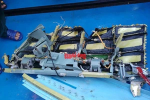 Hai máy bay SU22 rơi do va chạm nhau