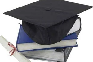 Thủ khoa xuất sắc, thạc sĩ giỏi trượt vị trí công chức nào?