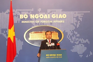 'Trung Quốc chấm dứt ngay hoạt động xây dựng trên quần đảo Hoàng Sa và Trường Sa'