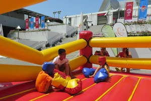 Đi xem SEA Games vui nhộn