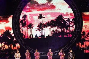 Sinh viên ba miền “làm nóng” Hà Nội với Bài ca sinh viên