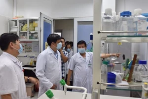 Ba người đi từ vùng dịch âm tính với MERS-CoV