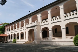 Petrus Ký - Lê Hồng Phong: Ngôi trường chuyên hàng đầu miền Nam