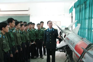 Xem danh sách TS nộp hồ sơ xét tuyển các trường quân đội, công an