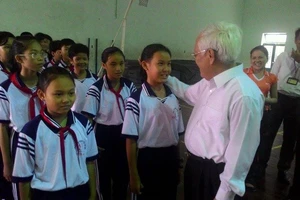 Khuyến khích đặt tên trường theo tên các Bà mẹ Việt Nam anh hùng