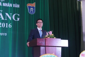 PTT Vũ Đức Đam dự khai giảng trường Đại học KHXH&NV
