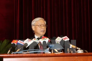 Chuẩn bị nhân sự ứng cử Bộ Chính trị khóa tới