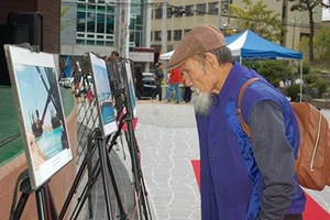 Audio: Triển lãm ảnh về đảo nhân tạo trái phép trên biển Đông 