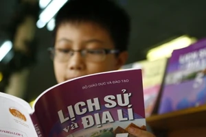 Lịch sử phải là môn “khoa học” trước khi thành môn “bắt buộc”