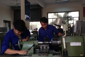 Trường ĐH ‘rục rịch’ giảm chỉ tiêu xét tuyển CĐ