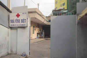 Chuyên gia trang điểm tử thi tiết lộ về nghề 'rùng rợn' nhất thế gian