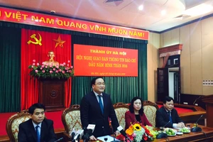 Bí thư Hoàng Trung Hải: Đề nghị báo chí 'khen cái tốt, phê cái xấu' của Thủ đô