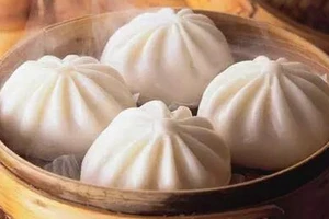 Chuyện cái bánh bao, cái cốp xe