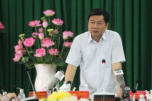 Bí thư Thăng chỉ đạo cắm ngay mốc ranh giới dự án 'treo' ga Bình Triệu 