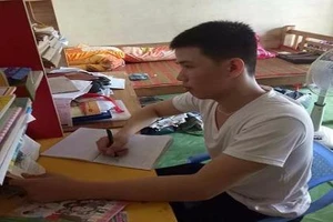 Bị can tại ngoại: Khát khao được cắp sách đến trường