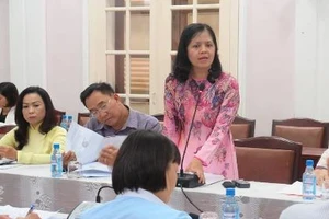 “Hiệu trưởng cũng phải cho con học thêm mới đảm bảo kiến thức“