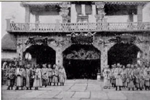 Vua Khải Định làm gì trong chuyến ‘Ngự giá Bắc tuần’