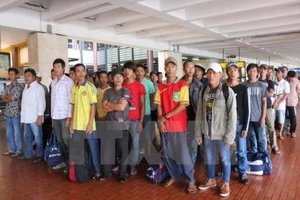 Lần đầu tiên Indonesia trao trả ngư dân Việt Nam trên biển