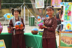 Chính phủ chỉ đạo xây dựng lộ trình miễn học phí THCS