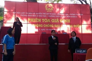 Những câu hỏi bất ngờ từ một phiên tòa giả định