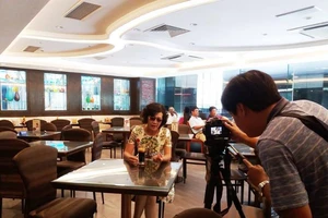 Xây dựng thương hiệu cá nhân từ chuyện ... chụp hình 