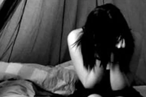 Lời tự sự của cô gái từng bị cưỡng hiếp từ năm 8 tuổi 